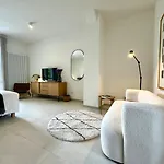 A Casa Bed & Breakfast